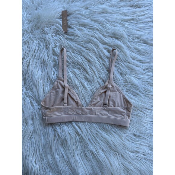 Skims Fits Everybody Triangle Bralette Sand Size Small - Picture 4 of 7
